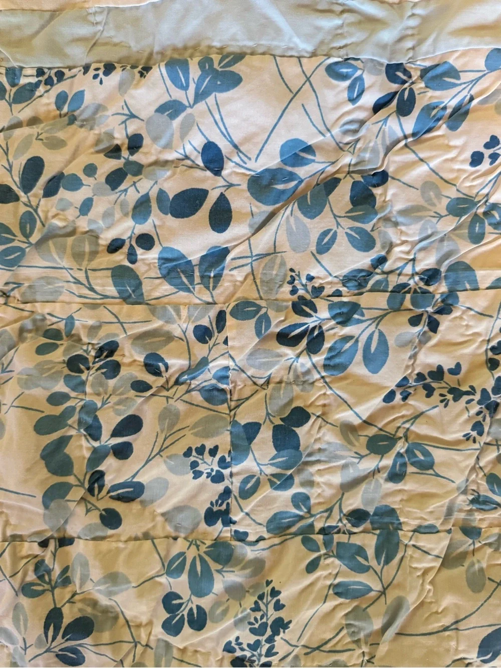 Vintage 67x86 Cottage Core Handmade Blue Floral with Pink Dogwood Center Quilt